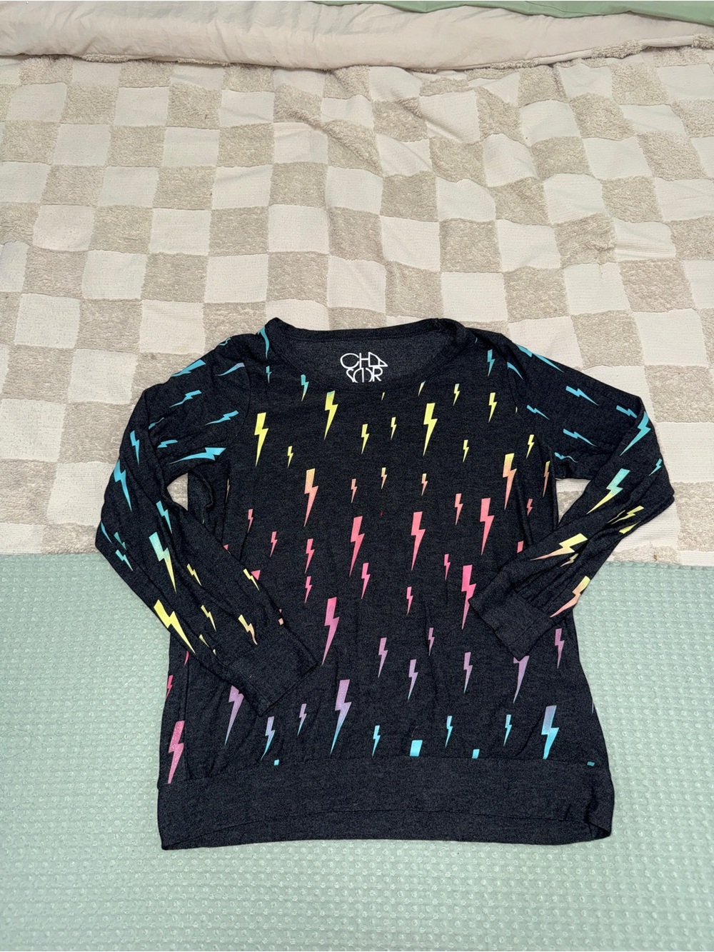 Chaser Lighting Bolt Rainbow
Pullover Sweater Sweatshirt
Grey Rainbow Sz Large